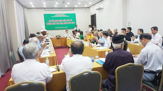 Quang cảnh hội nghị