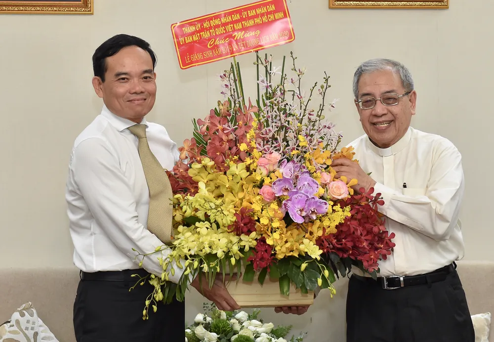 Lãnh đạo TPHCM đi thăm, chúc mừng Giáng sinh, năm mới 2020      ảnh 1