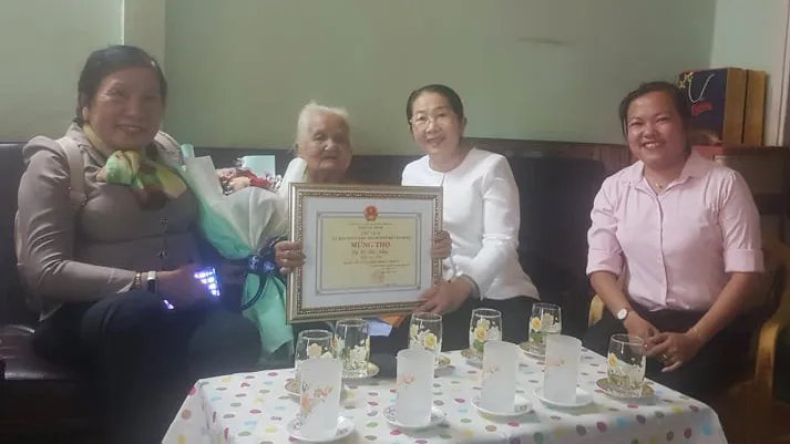 Lãnh đạo TPHCM chúc thọ các cụ cao niên tiêu biểu   ảnh 1