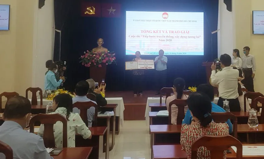 TPHCM ra mắt biểu trưng 90 năm thành lập MTTQ Việt Nam ảnh 2 TPHCM ra mắt biểu trưng 90 năm thành lập MTTQ Việt Nam ảnh 2