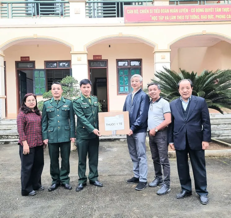 Nhiều hoạt động nghĩa tình biên giới tại tỉnh Nghệ An ảnh 4