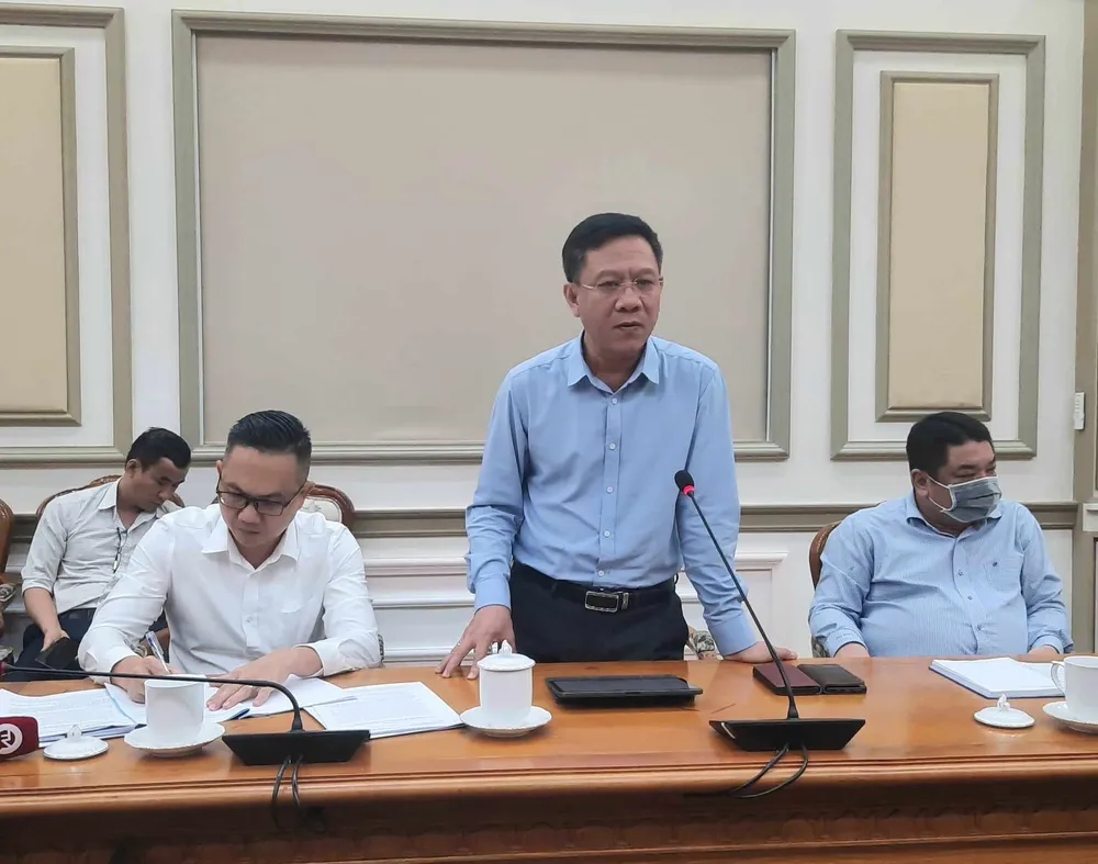 Đại diện lãnh đạo Sở TT-TT TPHCM phát biểu tại buổi giám sát Đại diện Sở GT-VT TPHCM phát biểu tại buổi giám sát Đại diện lãnh đạo Sở TT-TT TPHCM phát biểu tại buổi giám sát Đại diện Sở GT-VT TPHCM phát biểu tại buổi giám sát