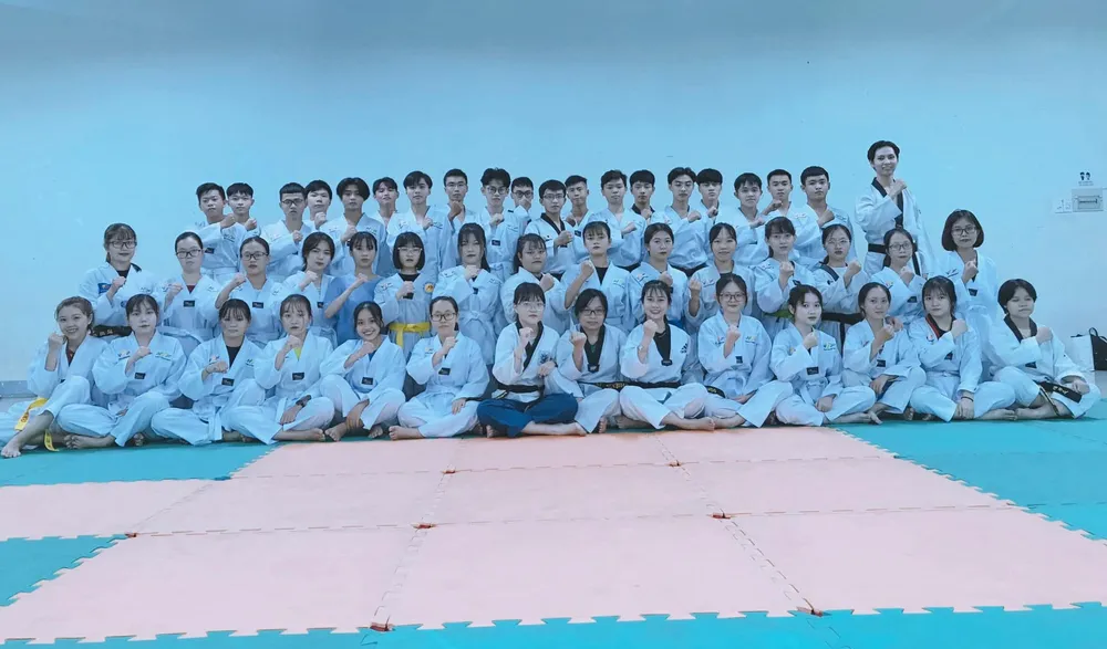 Taekwondo nở rộ trong giới sinh viên TPHCM ảnh 2 Taekwondo nở rộ trong giới sinh viên TPHCM ảnh 2