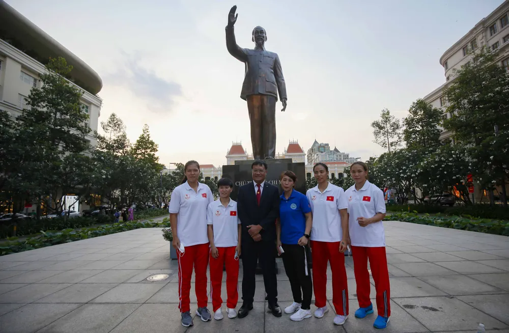 Đoàn thể thao Việt Nam khu vực phía Nam họp mặt tham dự SEA Games 31 ảnh 6