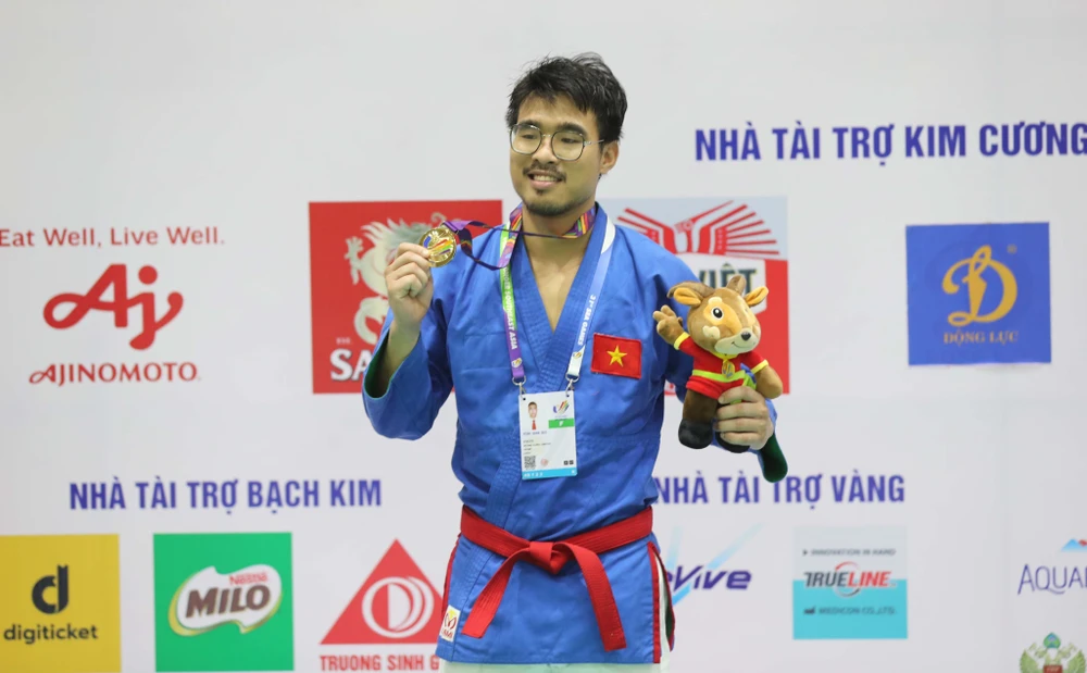 Bùi Minh Quân bảo vệ thành công tấm HCV Kurash hạng 81kg. Ảnh: DŨNG PHƯƠNG