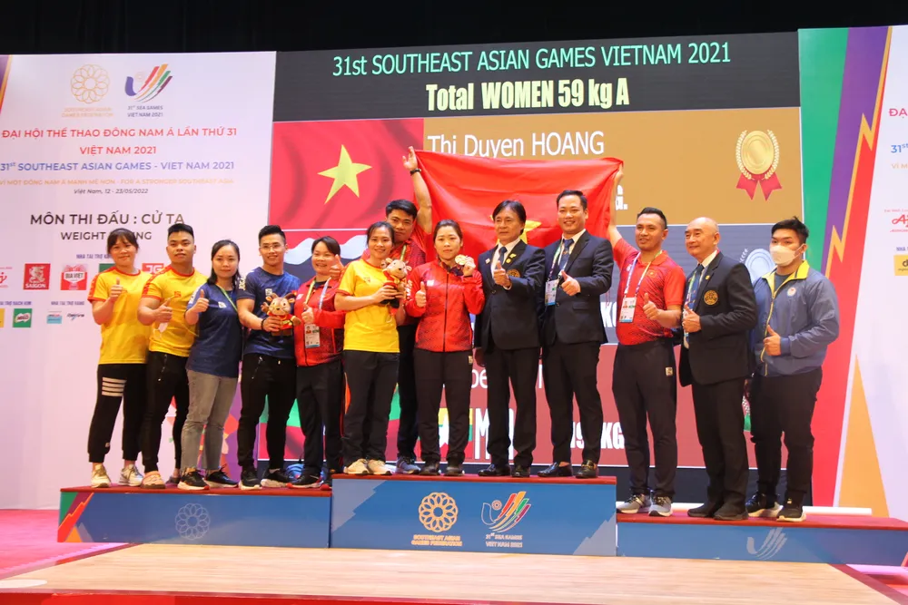 Đô cử Hoàng Thị Duyên chưa hài lòng dù phá kỷ lục SEA Games ảnh 1