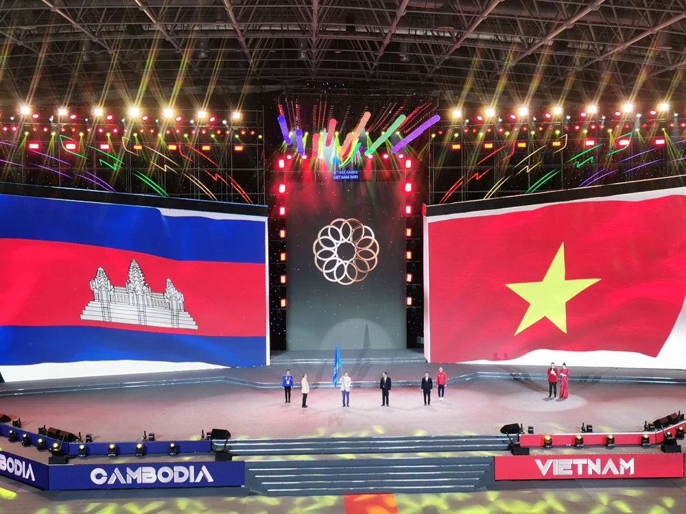 Buổi lễ bế mạc SEA Games 31 đã diễn ra ngắn gọn nhưng đánh dấu một kỳ đại hội thành công rực rỡ. Ảnh: DŨNG PHƯƠNG