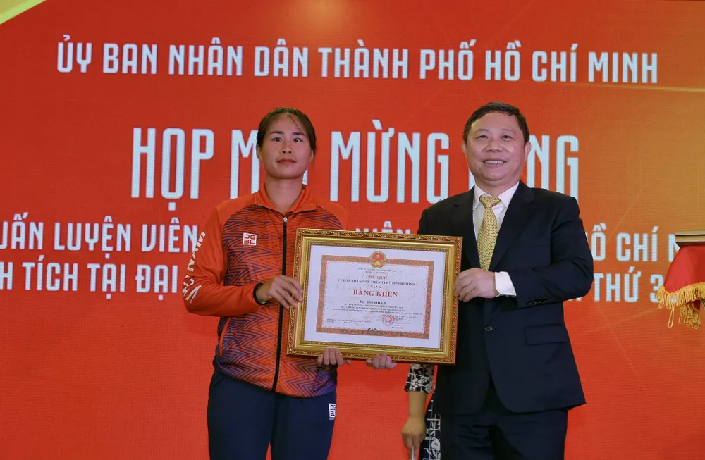 Tay chèo Hồ Thị Lý và nghị lực vượt khó ảnh 1