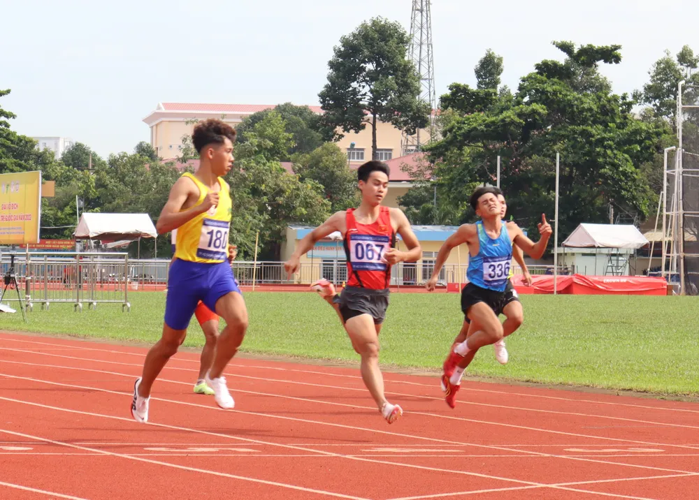 Giải vô địch điền kinh trẻ quốc gia 2022: Quyết liệt ngay từ vòng đầu ảnh 1