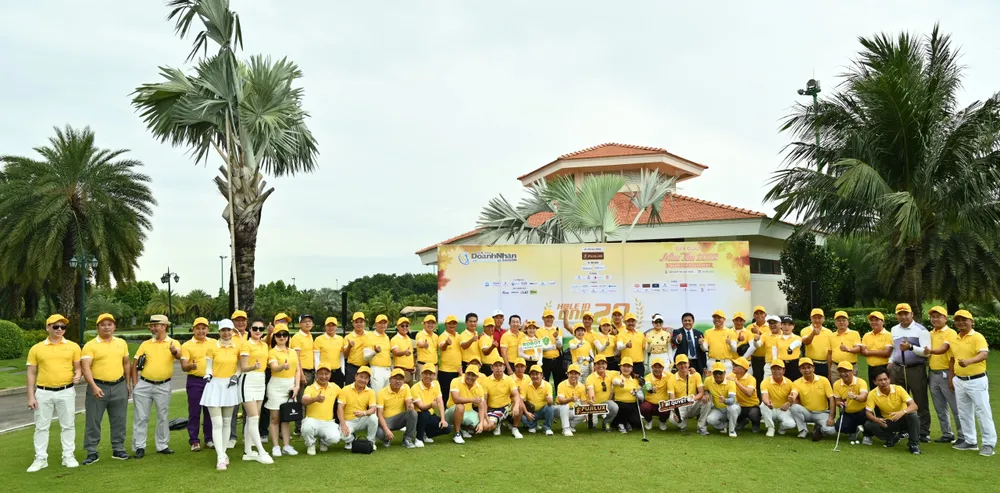 Nhà vô địch giải golf mùa thu CLB Doanh nhân Sài Gòn lộ diện ảnh 1 Nhà vô địch giải golf mùa thu CLB Doanh nhân Sài Gòn lộ diện ảnh 1