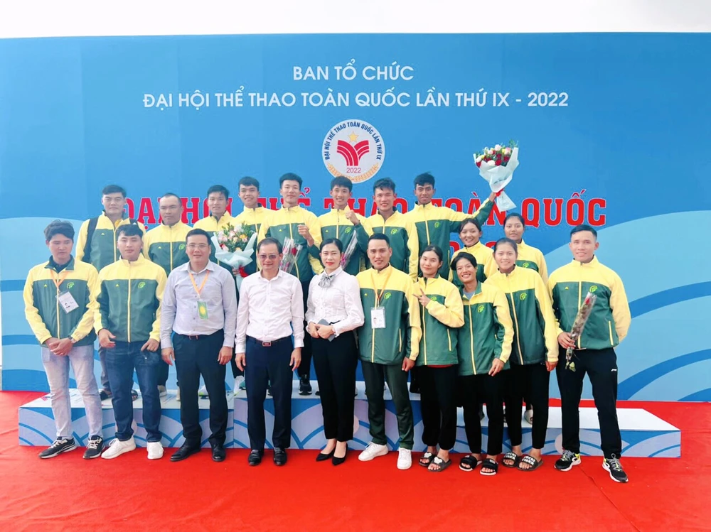 Rowing TPHCM khởi đầu thuận lợi tại Đại hội Thể thao toàn quốc 2022