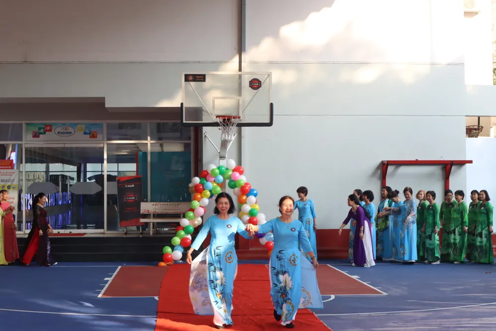 Nhiều hoạt động giao lưu, sinh hoạt thường xuyên được tổ chức. Ảnh: THANH TÙNG Nhiều hoạt động giao lưu, sinh hoạt thường xuyên được tổ chức. Ảnh: THANH TÙNG