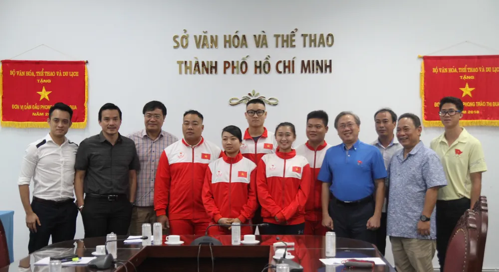 Các VĐV Việt Nam (áo đỏ) tham gia chương trình tập huấn “New Horizon Sliding Champions”. Ảnh: THANH TÙNG Các VĐV Việt Nam (áo đỏ) tham gia chương trình tập huấn “New Horizon Sliding Champions”. Ảnh: THANH TÙNG