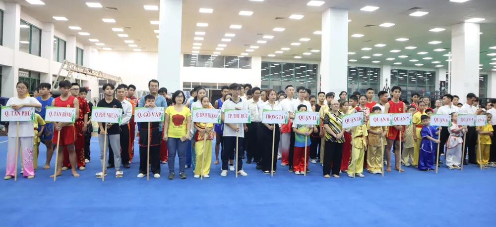 Giải wushu trẻ TPHCM 2023 đã chính thức khai mạc vào tối 19-5. Ảnh: THANH TÙNG Giải wushu trẻ TPHCM 2023 đã chính thức khai mạc vào tối 19-5. Ảnh: THANH TÙNG