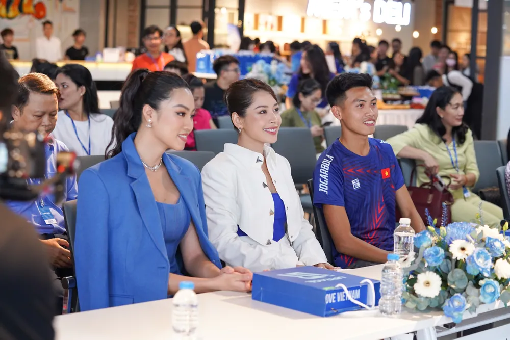 Các đại sứ của sự kiện