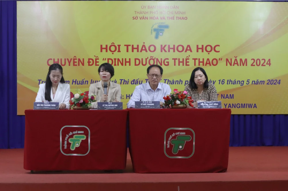 Nhiều thông tin về dinh dưỡng thể thao đã được đưa ra tại buổi hội thảo. Ảnh: THANH TÙNG