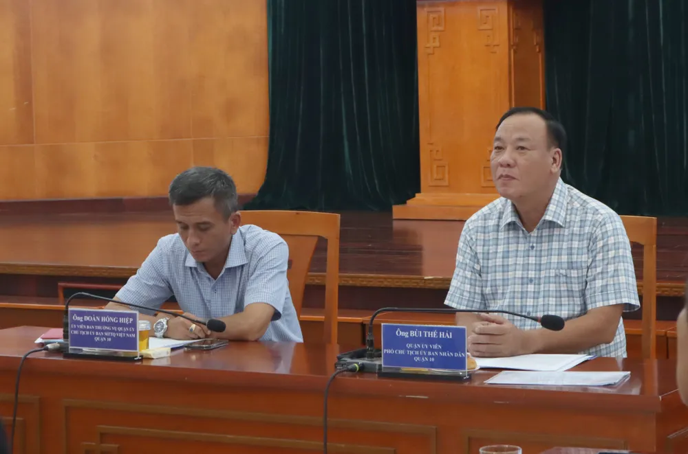 Đại diện Ban tổ chức chia sẻ các thông tin về giải chạy. Ảnh: THANH TÙNG IMG_20241017_093211.jpg