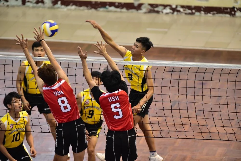 Các đội bóng tham dự có sự đầu tư bài bản, trình độ chuyên môn cao. Ảnh: DŨNG PHƯƠNG 1000021612.jpg