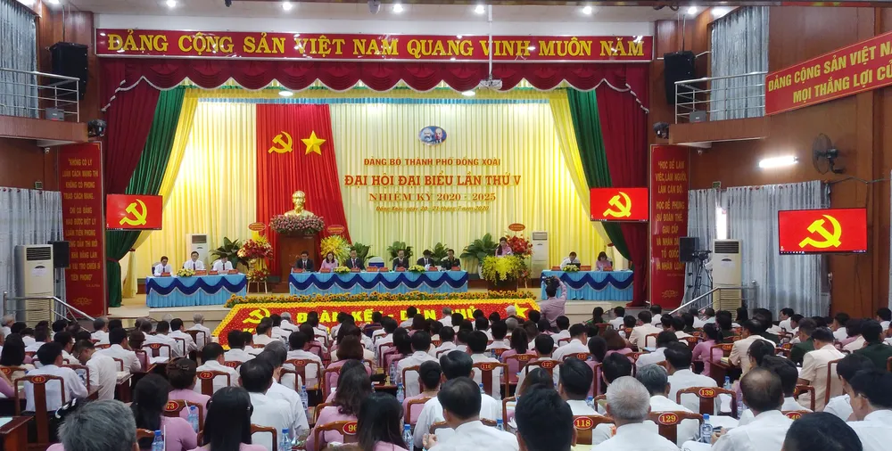 Khai mạc Đại hội đại biểu lần thứ V Đảng bộ TP Đồng Xoài ảnh 1