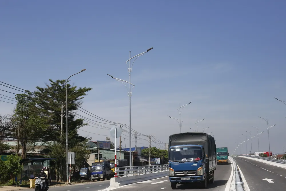 Thông xe cầu vượt Dầu Giây trên Quốc lộ 1 ảnh 3