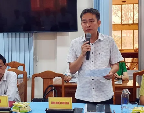 Vụ bé gái 7 tuổi bị bạo hành ở Bình Phước: Cha ruột ở Nghệ An nhận con về nuôi ảnh 2