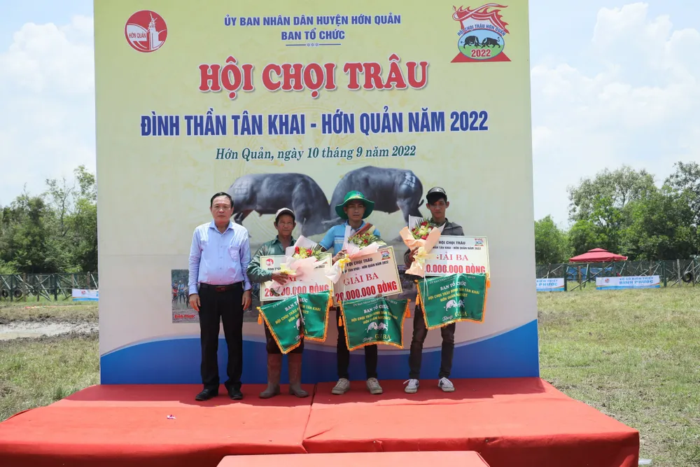 Tưng bừng Hội chọi trâu Đình thần Tân Khai ở Bình Phước ảnh 2