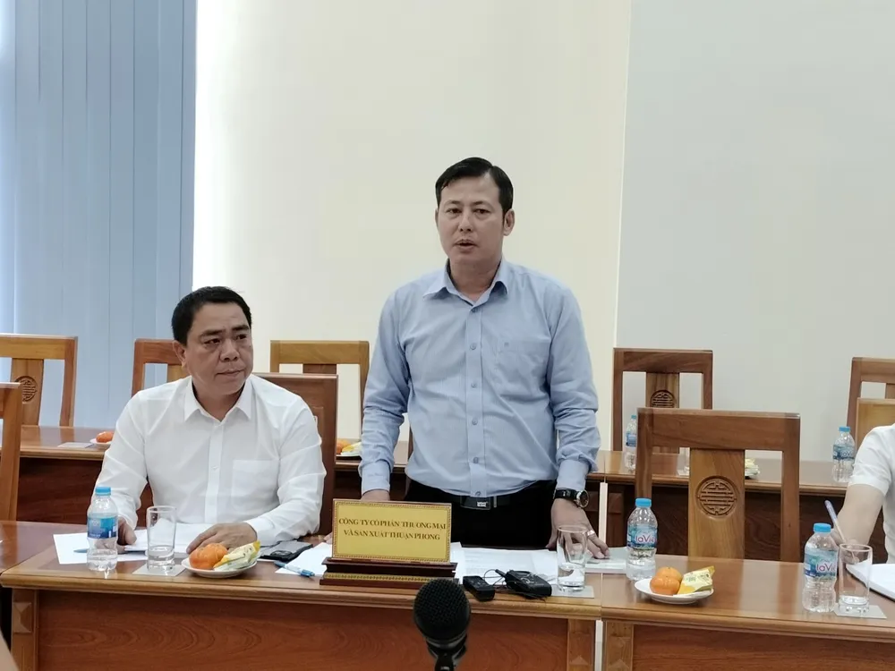 Lãnh đạo Công ty Thuận Phong cho biết, doanh nghiệp đứng trước bờ vực phá sản Lãnh đạo Công ty Thuận Phong cho biết, doanh nghiệp đứng trước bờ vực phá sản