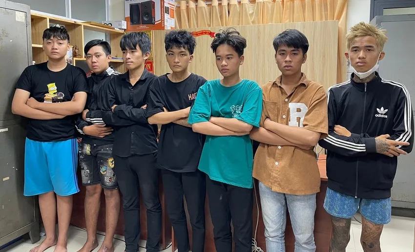 Các đối tượng bị bắt giữ phục vụ điều tra Các đối tượng bị bắt giữ phục vụ điều tra