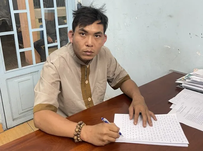 Đối tượng Nghĩa tại cơ quan điều tra Đối tượng Nghĩa tại cơ quan điều tra