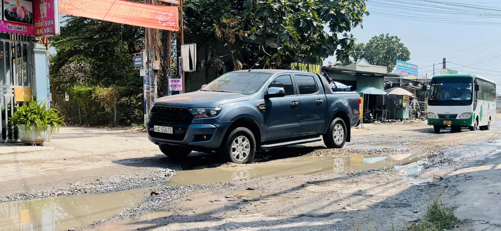 Tuyến đường Nguyễn Thái Học đã xuống cấp nghiêm trọng Tuyến đường Nguyễn Thái Học đã xuống cấp nghiêm trọng