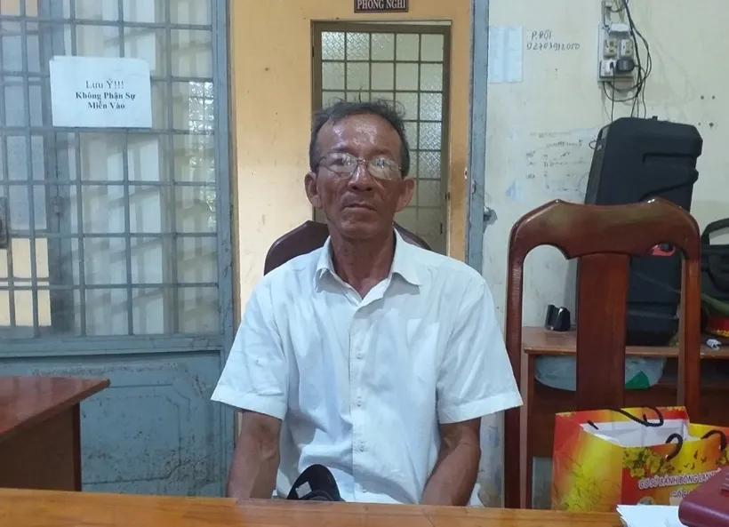 Bị can Huỳnh Văn Lỏn. Ảnh: Công an Vĩnh Long cung cấp Bị can Huỳnh Văn Lỏn. Ảnh: Công an Vĩnh Long cung cấp