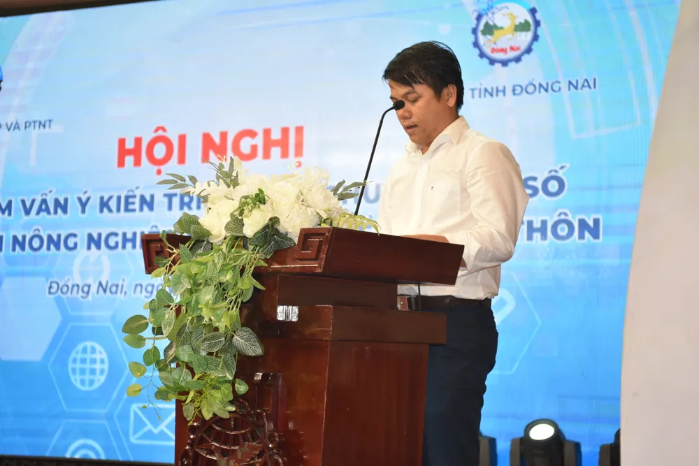 Đại diện Sở NN-PTNT tỉnh Bến Tre cho rằng việc chuyển đổi số trong nông nghiệp đang gặp nhiều khó khăn, vướng mắc Đại diện Sở NN-PTNT tỉnh Bến Tre cho rằng việc chuyển đổi số trong nông nghiệp đang gặp nhiều khó khăn, vướng mắc