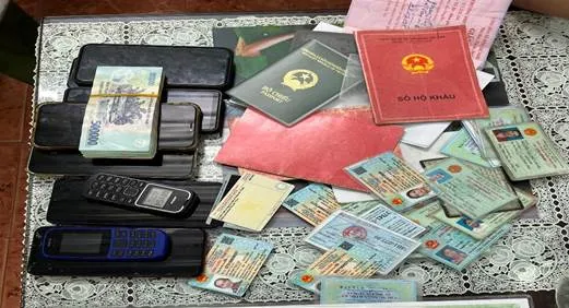 Các vật chứng vụ án. Ảnh: Công an tỉnh Đồng Nai cung cấp