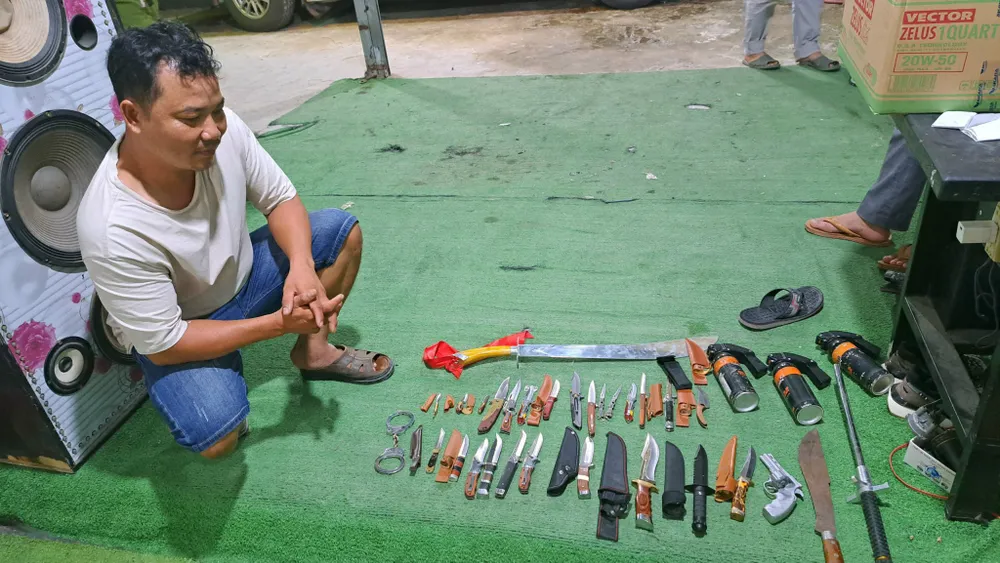 Nhiều hung khí bị thu giữ Nhiều hung khí bị thu giữ