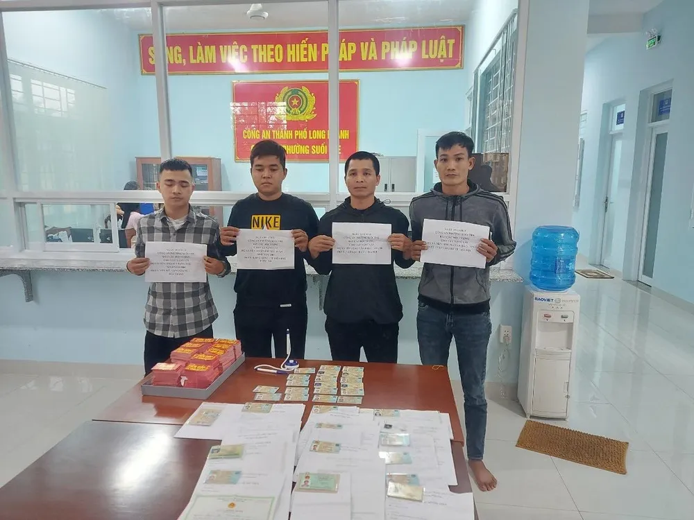 Các đối tượng tại cơ quan điều tra