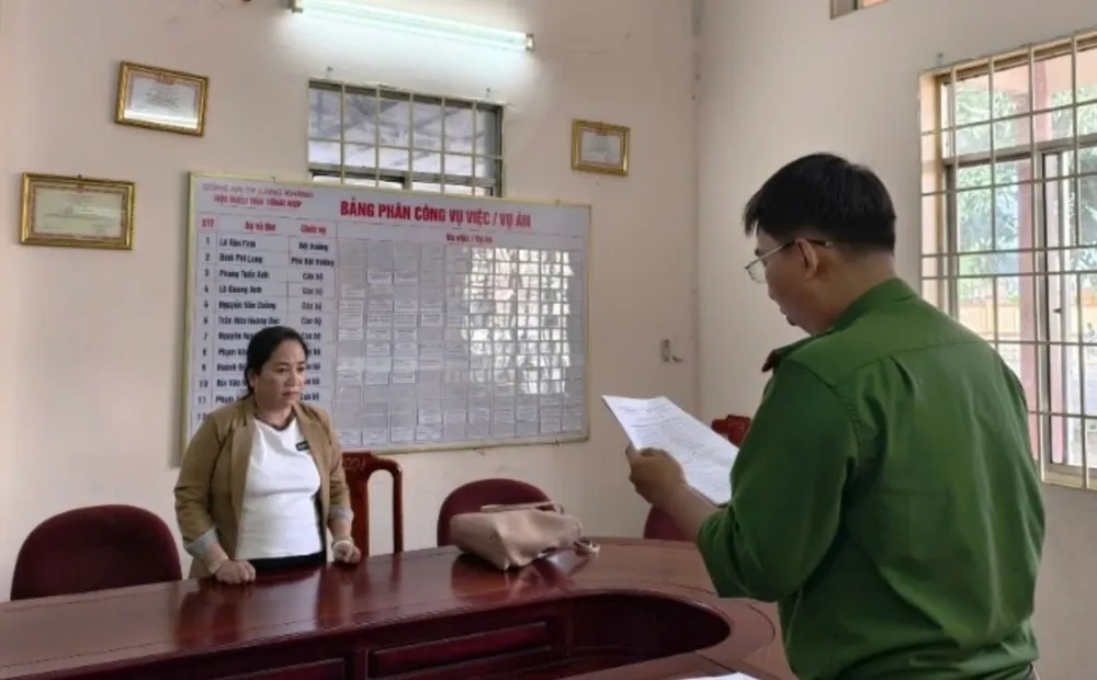 Cơ quan điều tra thi hành lệnh bắt đối với Lê Thị Mai Trinh z6835643196337_ddb8ae9daa0b23763f915903fd0d9361.jpg