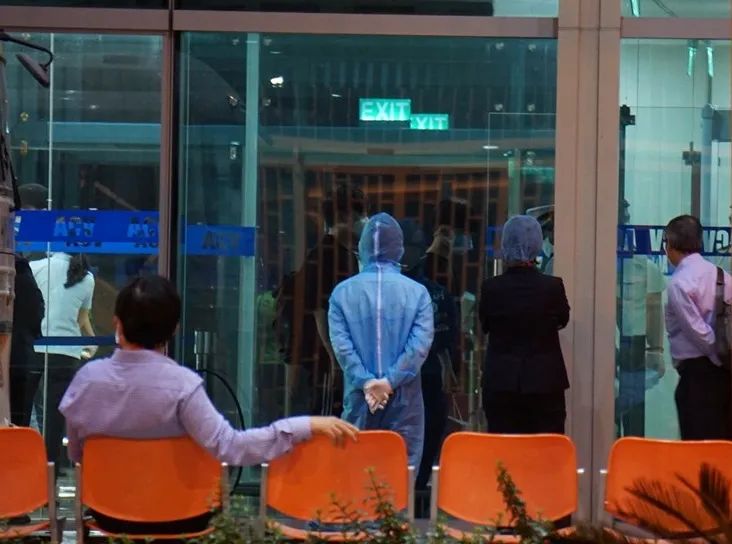 Hai người trong đoàn 20 du khách Hàn Quốc xin tự nguyện ở lại và cách ly tại Đà Nẵng ảnh 2 Hai người trong đoàn 20 du khách Hàn Quốc xin tự nguyện ở lại và cách ly tại Đà Nẵng ảnh 2