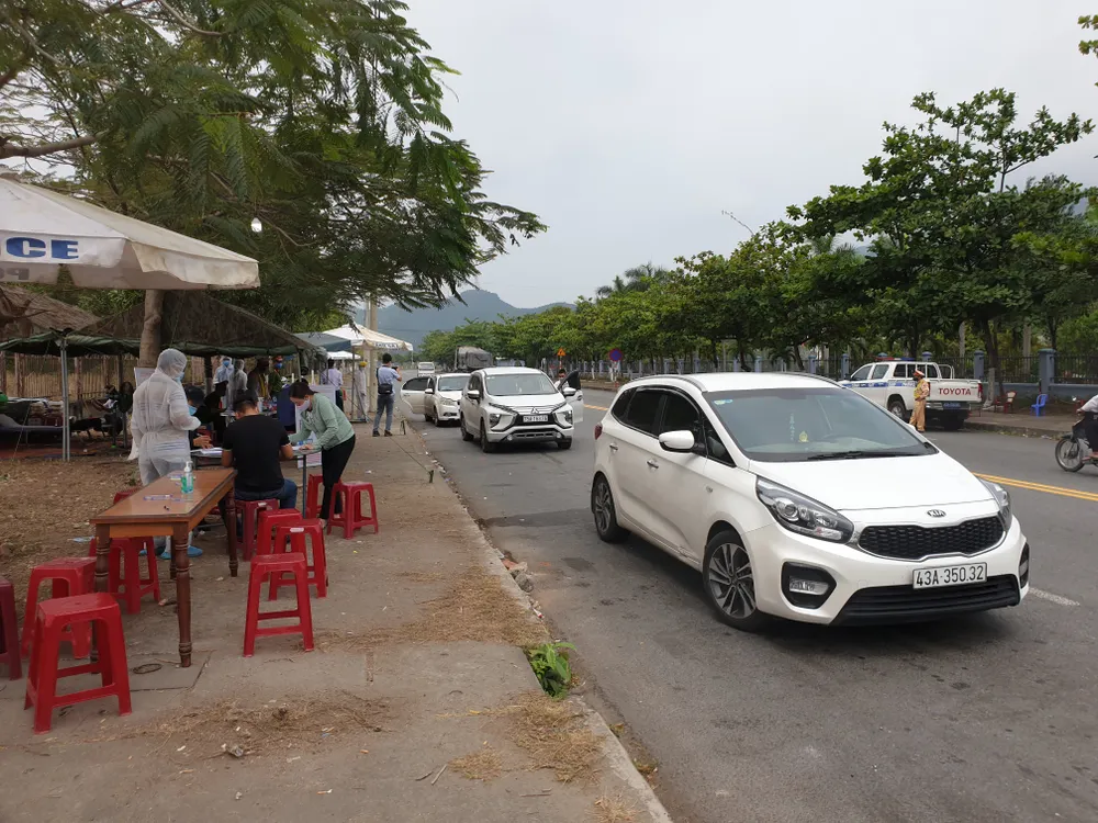 Đà Nẵng tăng cường kiểm soát phương tiện vào thành phố ảnh 2