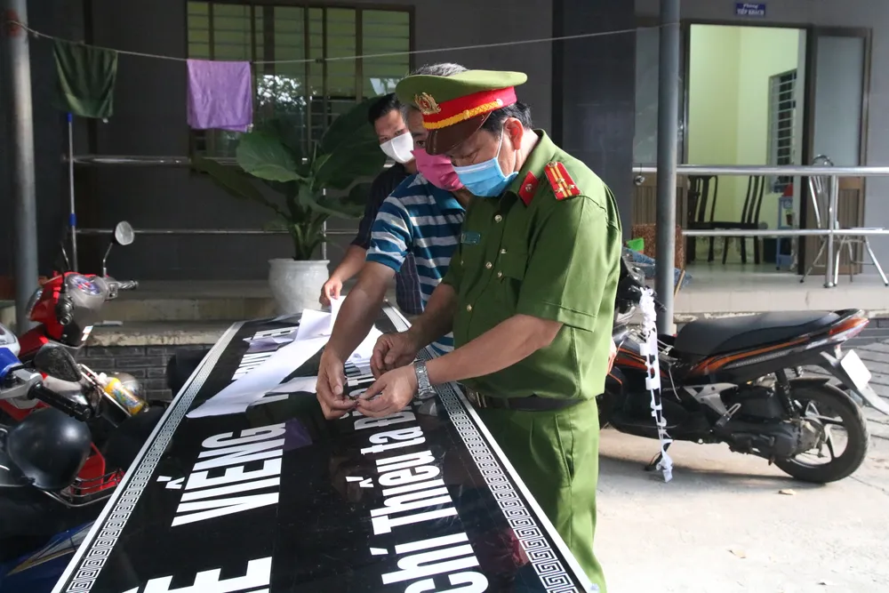 Thăng cấp bậc hàm cho hai chiến sĩ hy sinh khi làm nhiệm vụ ảnh 9 Thăng cấp bậc hàm cho hai chiến sĩ hy sinh khi làm nhiệm vụ ảnh 9