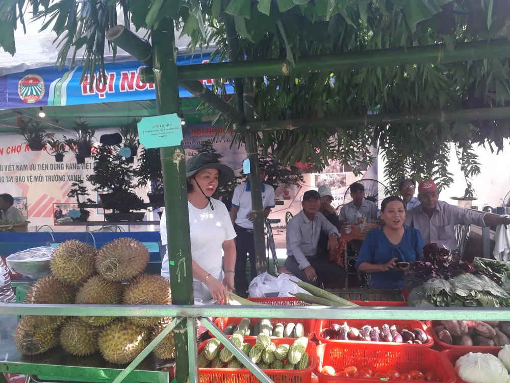 Quận Sơn Trà khai mạc Phiên chợ Nông dân 2020 ảnh 2