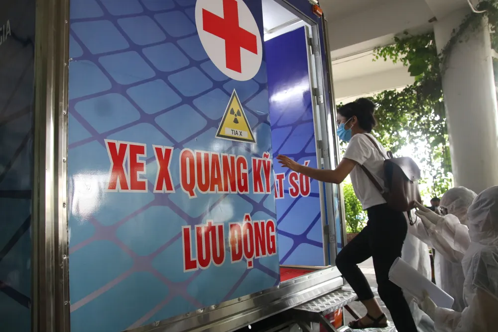 Bệnh viện dã chiến Tiên Sơn diễn tập tiếp nhận bệnh nhân với số lượng lớn ảnh 10