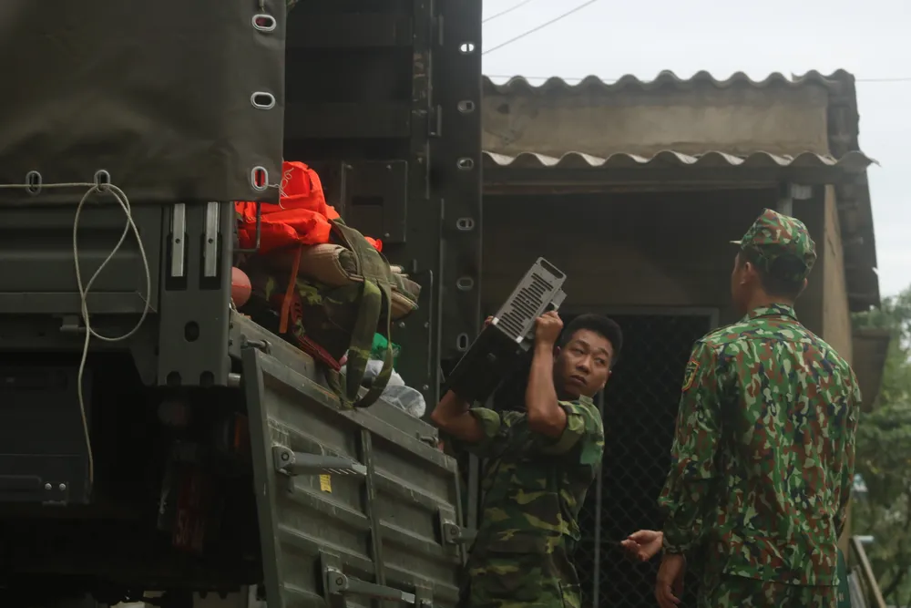 Điều động trực thăng tìm kiếm người mất tích tại thủy điện Rào Trăng 3 ảnh 7