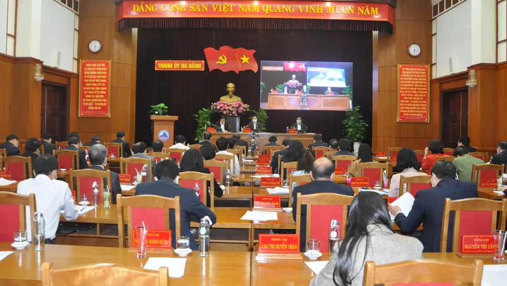 Đà Nẵng lấy chủ đề năm 2021 là “Năm khôi phục tăng trưởng và đẩy mạnh phát triển kinh tế”
