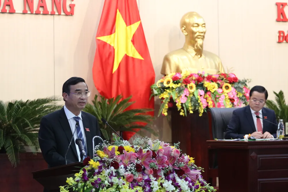 Ông Lê Trung Chinh được bầu làm Chủ tịch UBND TP Đà Nẵng ảnh 2 Ông Lê Trung Chinh được bầu làm Chủ tịch UBND TP Đà Nẵng ảnh 2
