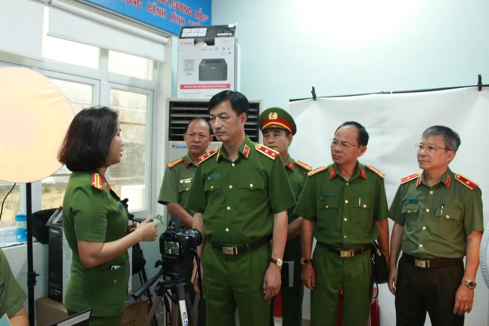 Bộ Công an kiểm tra công tác cấp căn cước công dân tại miền Trung ảnh 1