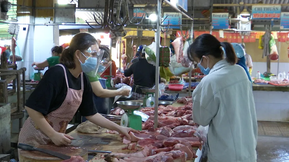 Quảng Nam yêu cầu người về từ địa phương có dịch Covid-19 phải khai báo y tế ảnh 1