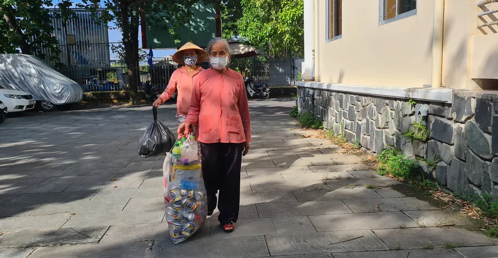 TP Hội An tổ chức chương trình “đổi rác lấy gạo” nhằm nâng cao ý thức bảo vệ môi trường ảnh 3