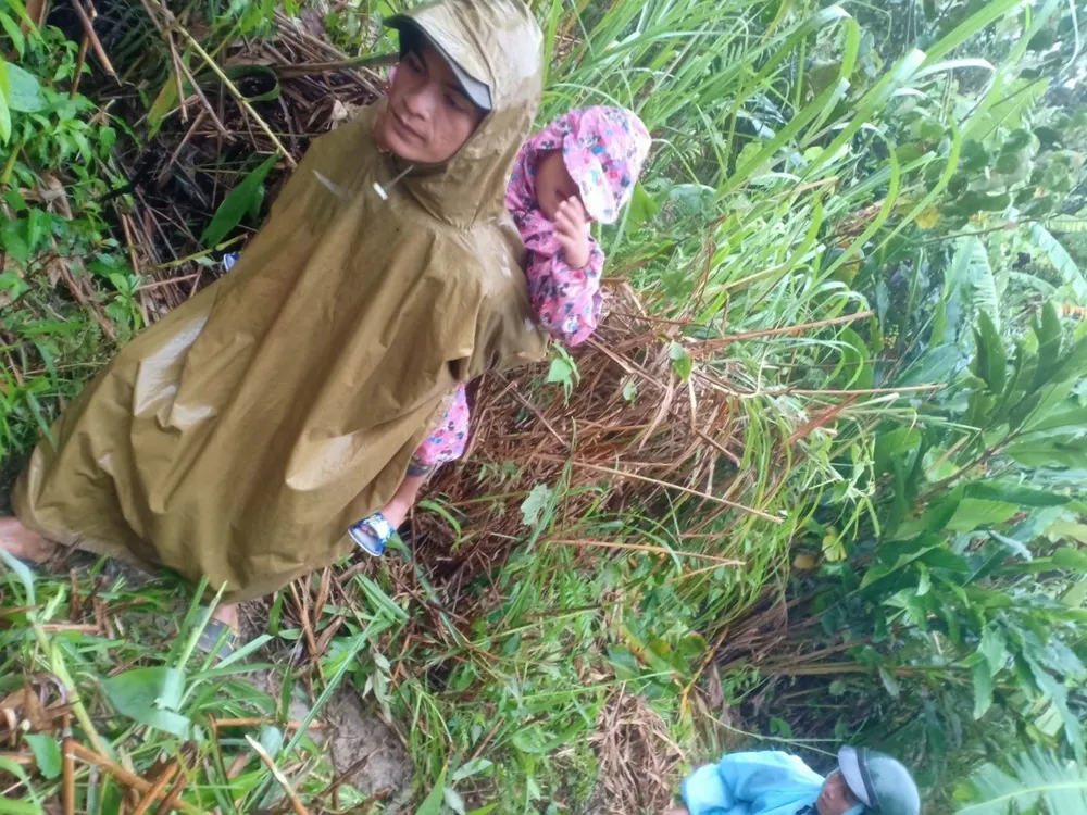 Quảng Nam: Sạt lở đường khiến 450 hộ dân xã vùng cao Trà Cang bị cô lập ảnh 2