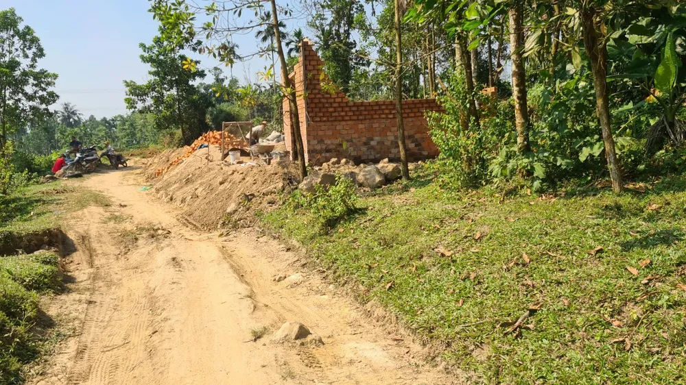 Nhiều công trình ồ ạt xây dựng trái phép đã được tháo dỡ Nhiều công trình ồ ạt xây dựng trái phép đã được tháo dỡ