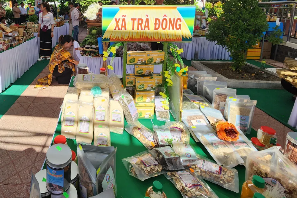 Một số sản phẩm OCOP, sản phẩm nông thôn tiêu biểu được người dân trồng và chế biến